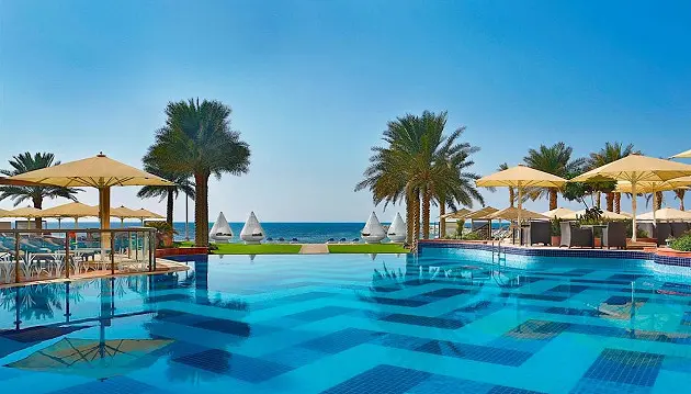 Poilsis prabangiame 5★ viešbutyje Bahi Ajman Palace Jungtiniuose Arabų Emyratuose