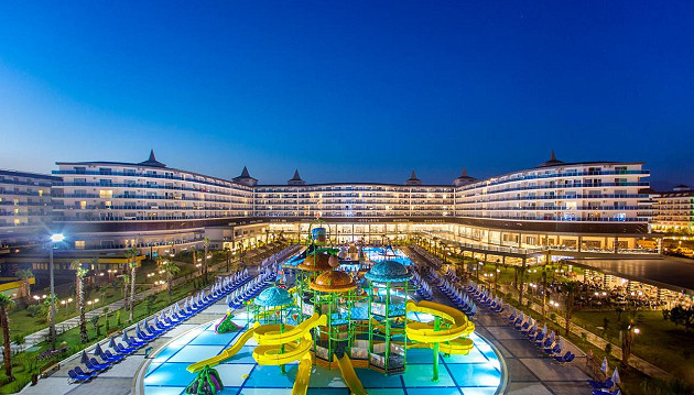 Kelionė iš Rygos į Turkiją: malonios atostogos 5★ viešbutyje Eftalia Ocean Hotel