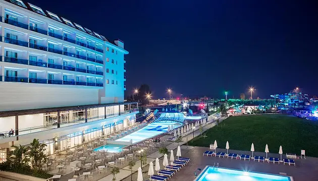 Kylam į Turkiją: mėgaukitės atostogomis 5★ viešbutyje Kahya Resort Aqua & Spa