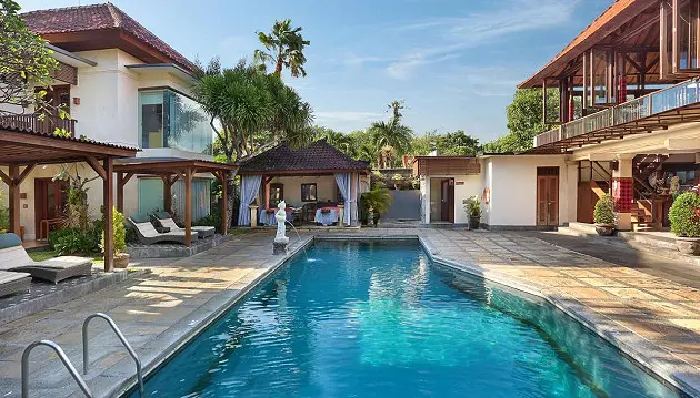 Egzotikos kupinos atostogos Indonezijoje: ilsėkitės 3★ viešbutyje Respati Beach