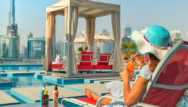 Nuodėmės vertas poilsis Dubajuje: 5★ viešbutis Canal Central Hotel su įspūdingais vaizdais