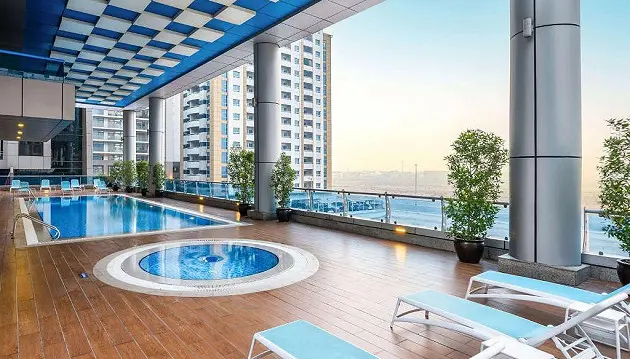 Legvam poilsiui Dubajuje: viešnagė 4★ viešbutyje Ramada by Wyndham Dubai Barsha Heights