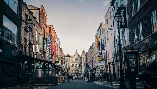 Nuotaikinga kelionė į Airiją: viešnagė miesto centre 3★ viešbutyje Point A Hotel Dublin Parnell Street