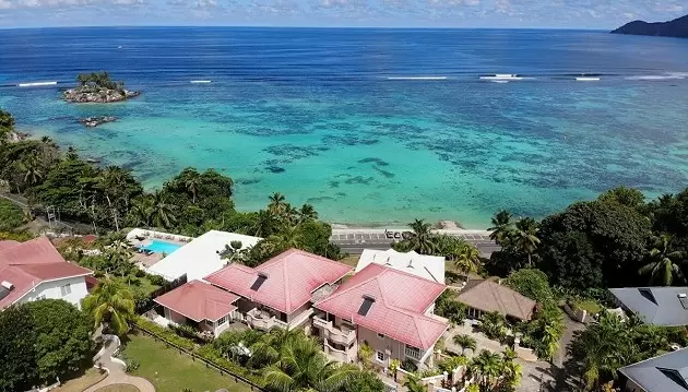 Atostogos prie vandenyno Seišeliuose: ilsėkitės viešbutyje Au Fond De Mer View