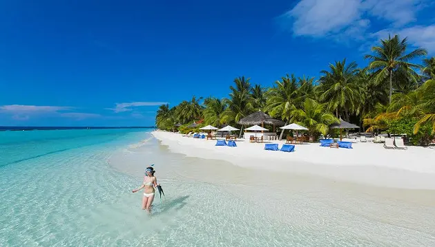 Keliaujame į Maldyvus: tobulos atostogos 5★ viešbutyje Kurumba Maldives