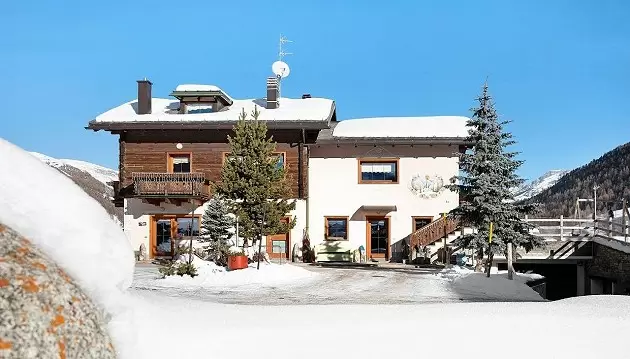 Atostogos ir slidinėjimas Italijoje: viešnagė 2★ viešbutyje Baita del Sole
