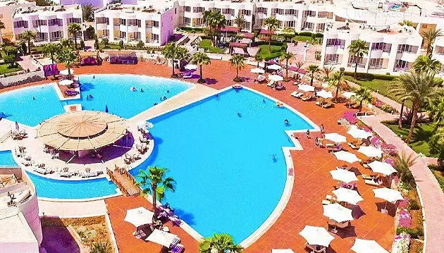 Šarm El Šeichas ir saulės kupinos atostogos: ilsėkitės 3★ viešbutyje Sharm Reef Resort su viskas įskaičiuota